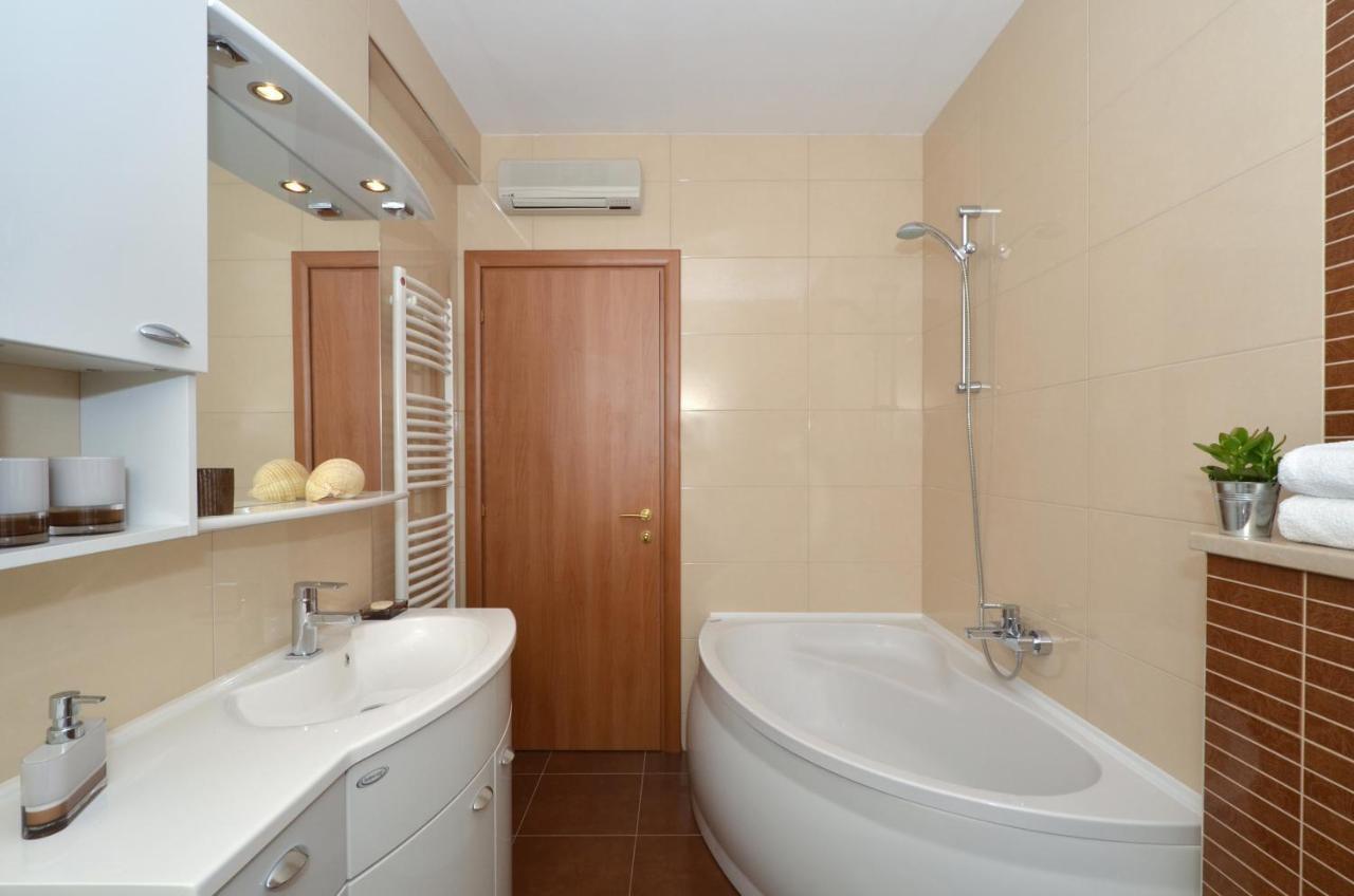 Apartmani Adela Солин Экстерьер фото