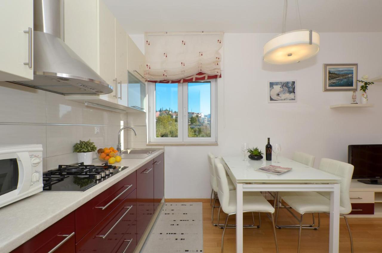 Apartmani Adela Солин Экстерьер фото