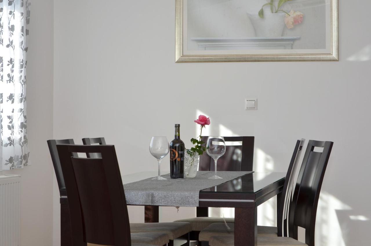 Apartmani Adela Солин Экстерьер фото