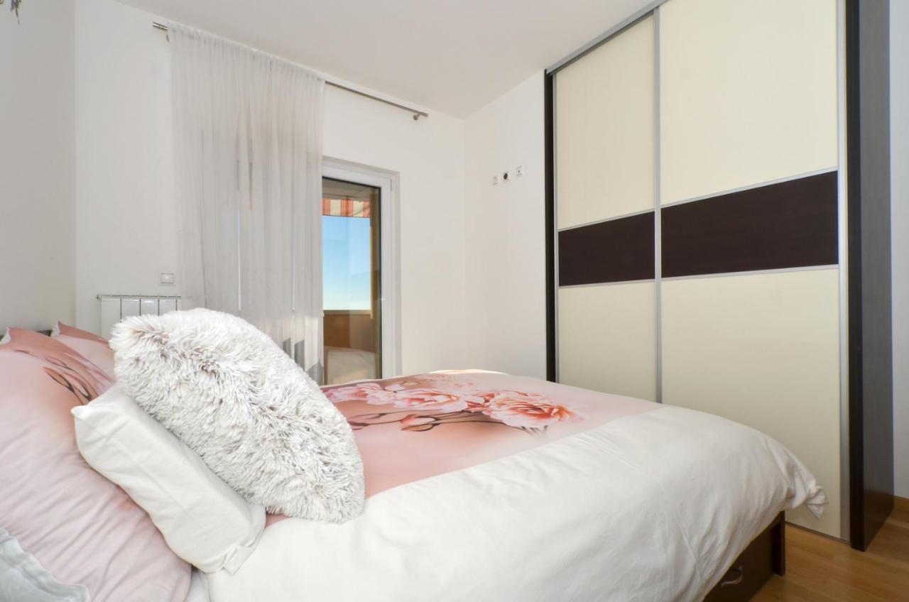 Apartmani Adela Солин Экстерьер фото
