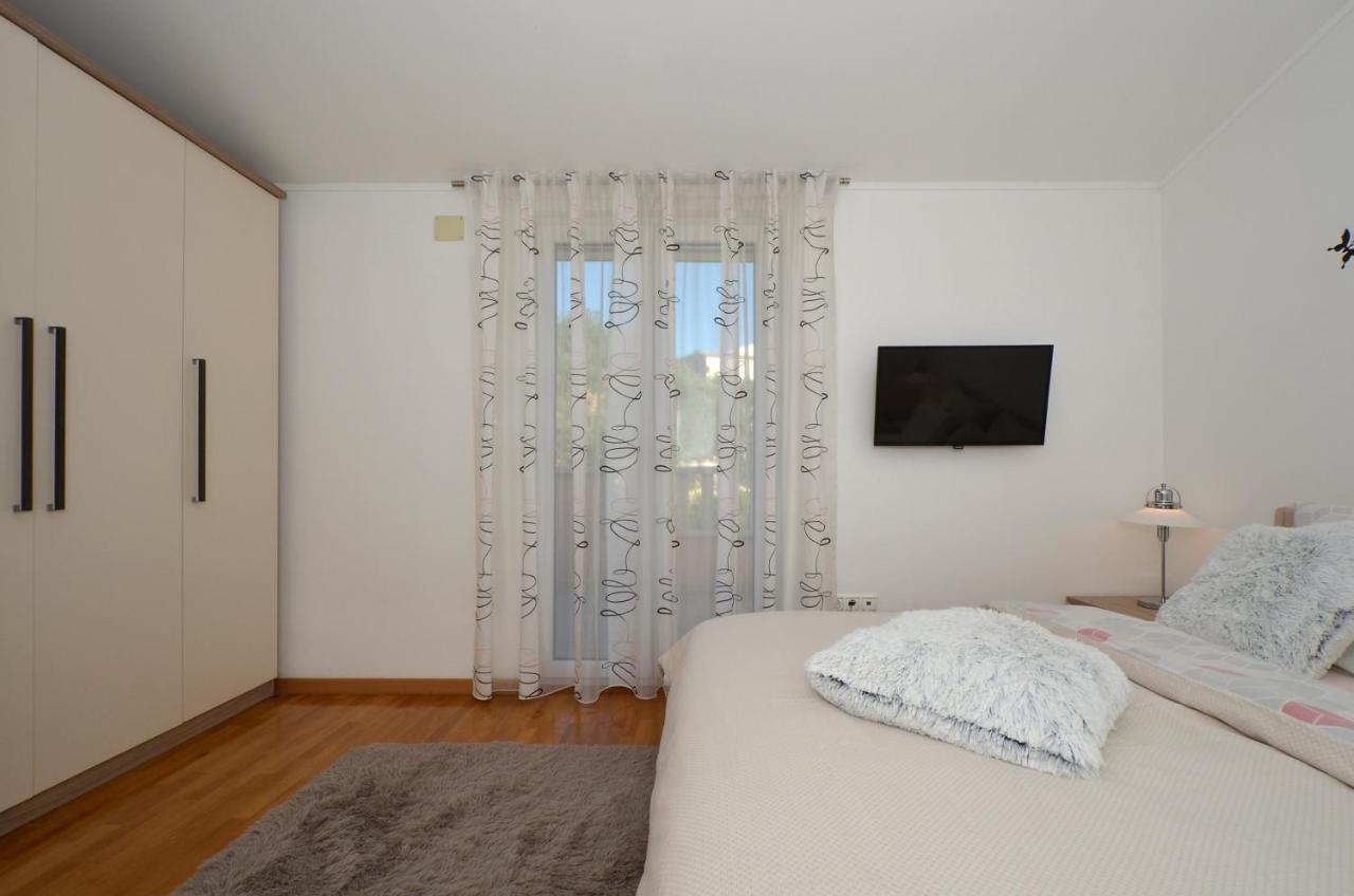Apartmani Adela Солин Экстерьер фото