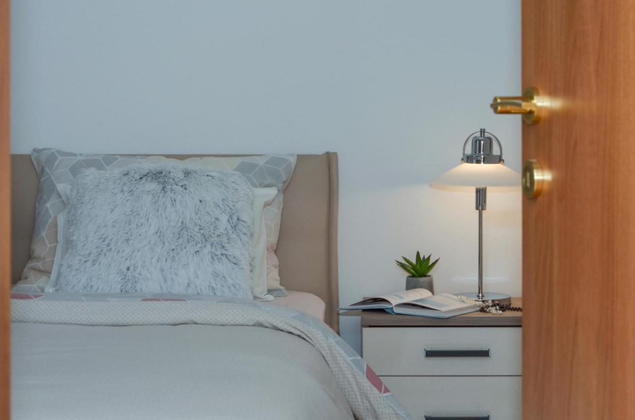 Apartmani Adela Солин Экстерьер фото