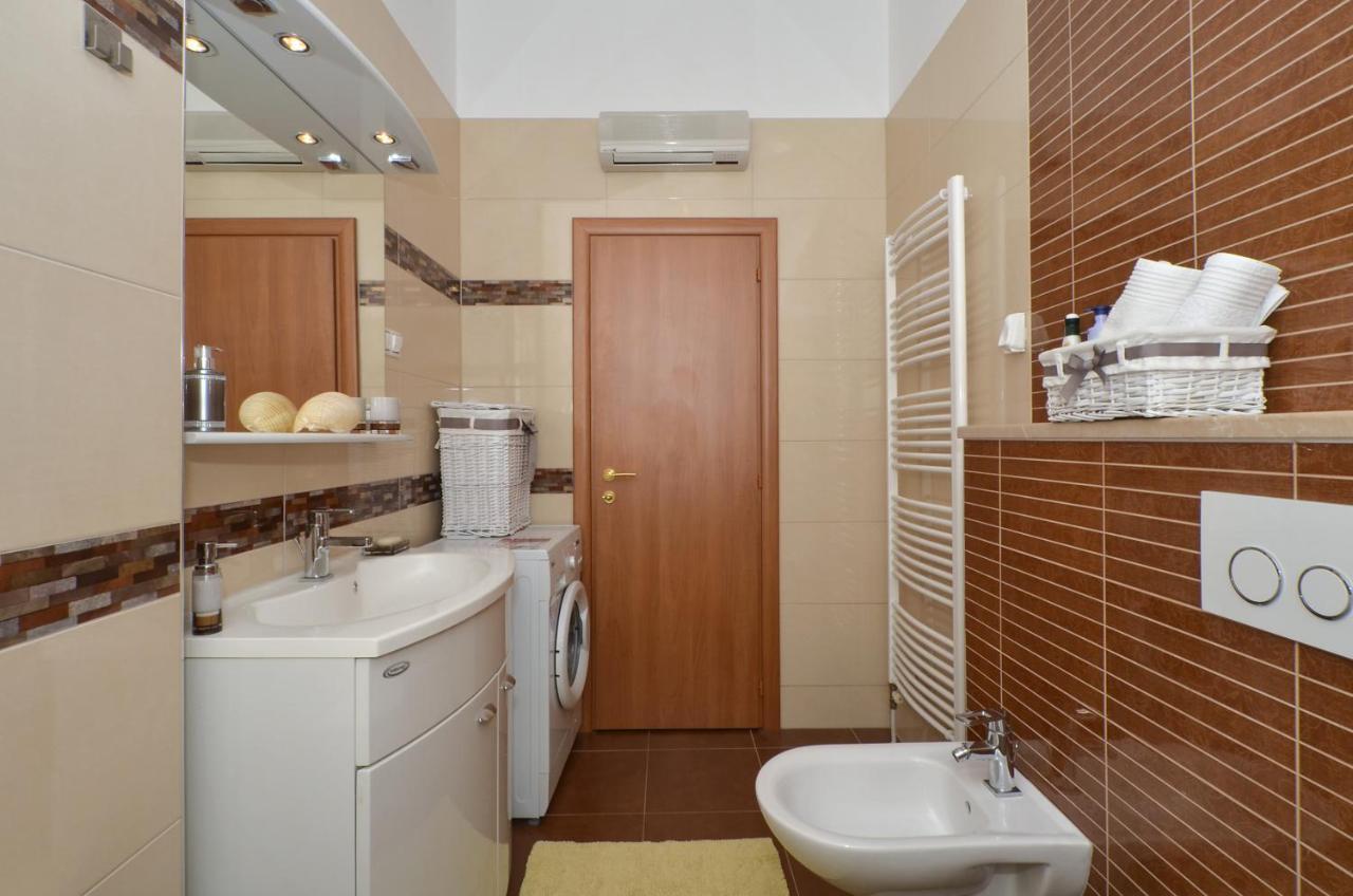 Apartmani Adela Солин Экстерьер фото