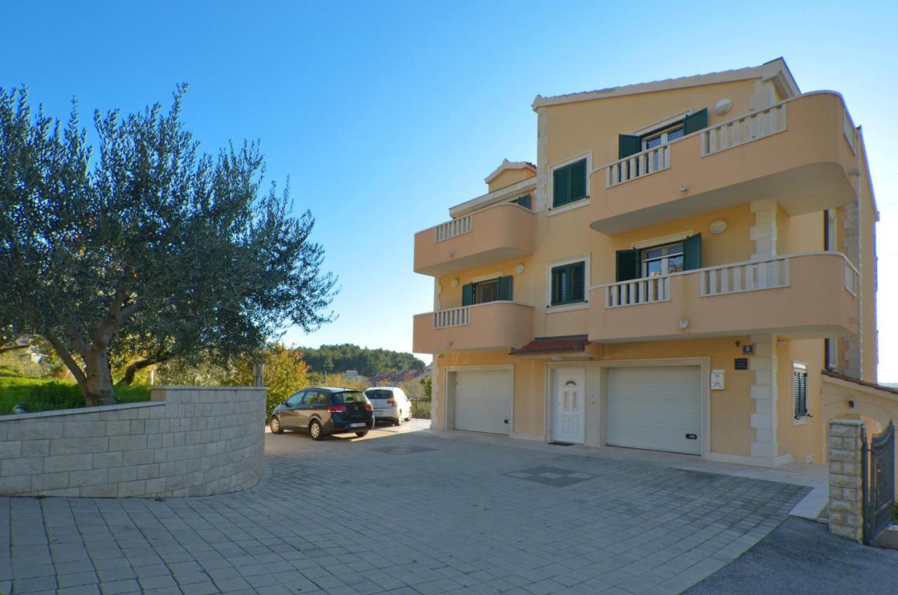 Apartmani Adela Солин Экстерьер фото