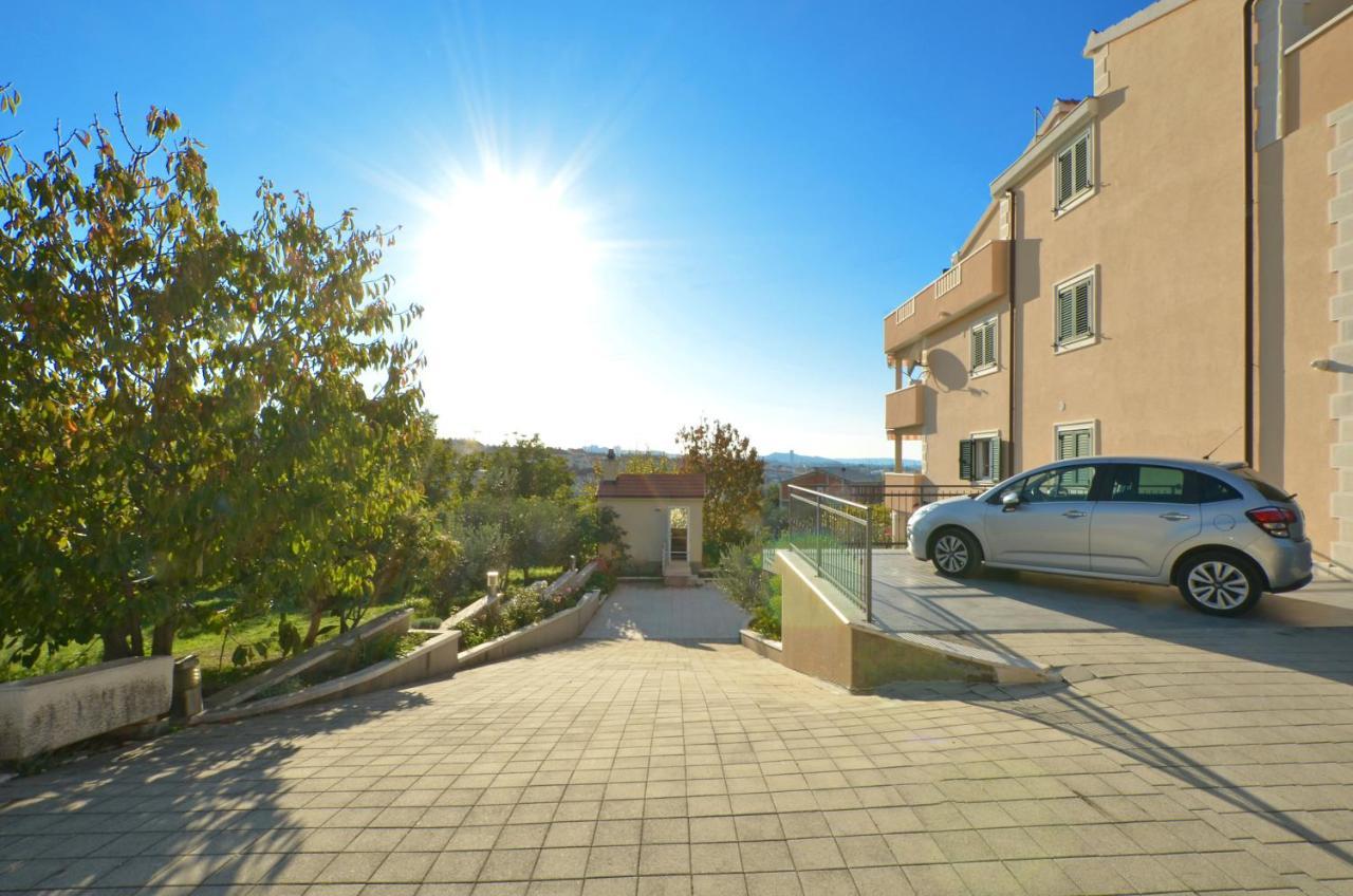 Apartmani Adela Солин Экстерьер фото